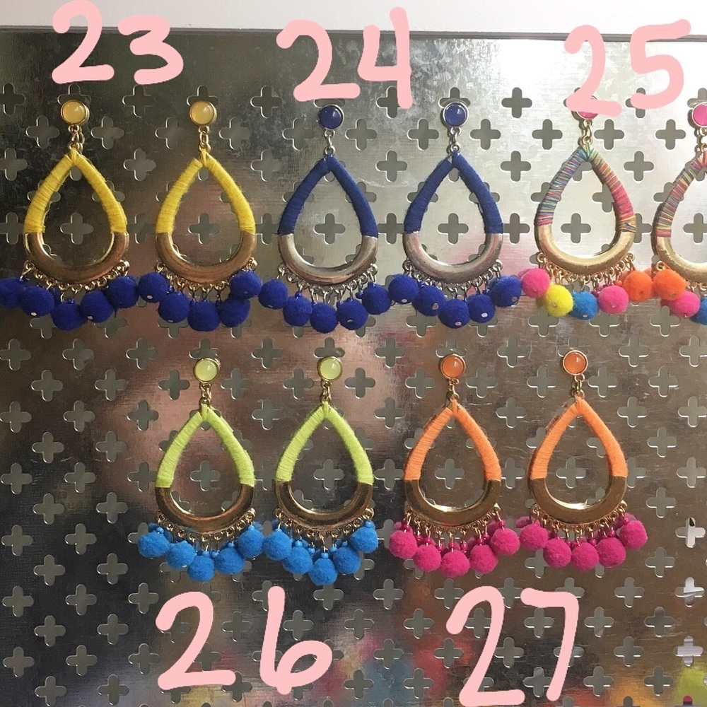 Dangle Pom Pom earrings